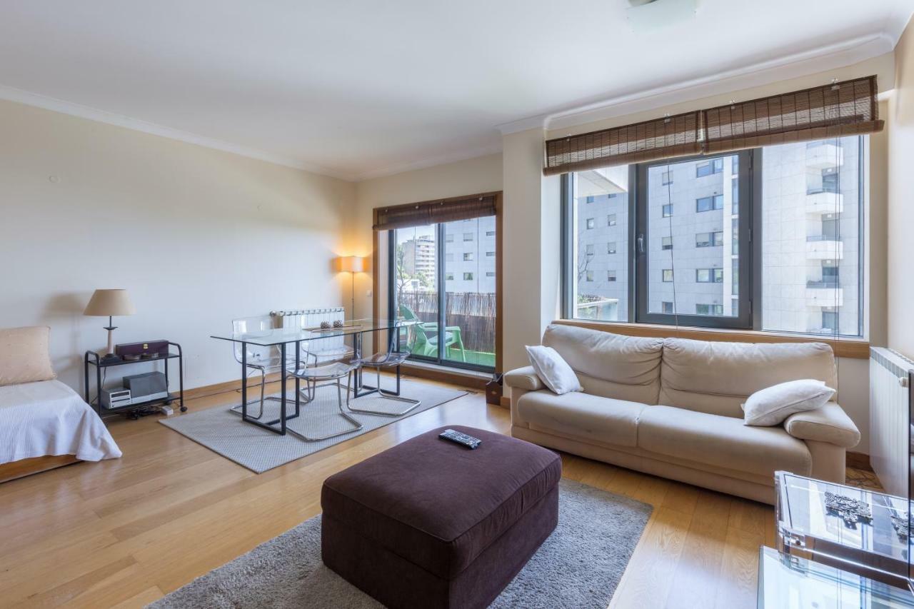 Deluxe Condominium With Ocean View Порту Экстерьер фото