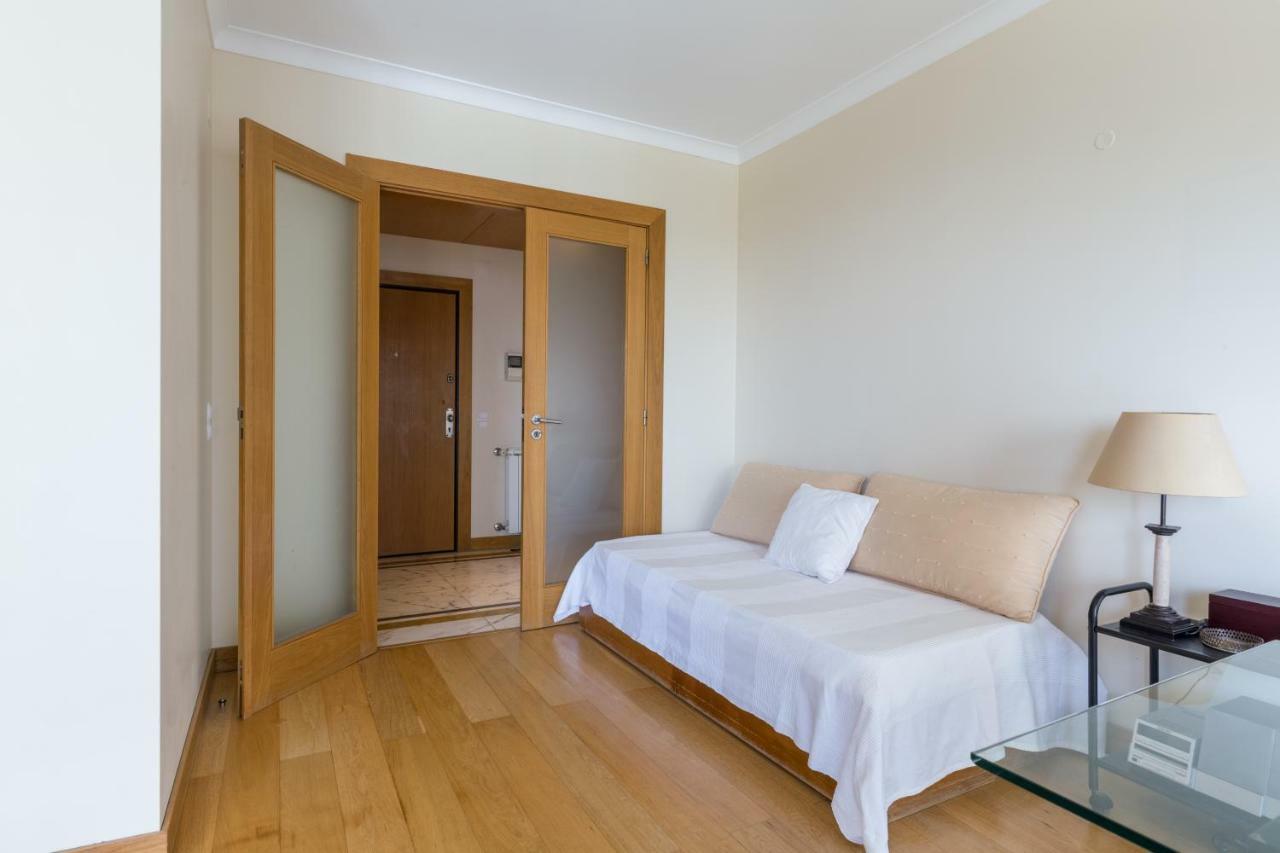 Deluxe Condominium With Ocean View Порту Экстерьер фото